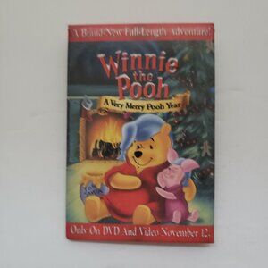 VTG 90’s Disney Winnie the Pooh A very Merry Pooh Year Poster Pin Button